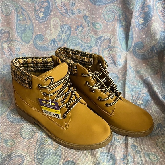 Shoes - Tan Ankle Boots with Plaid Cuff